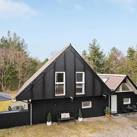 Rumille Holiday home *